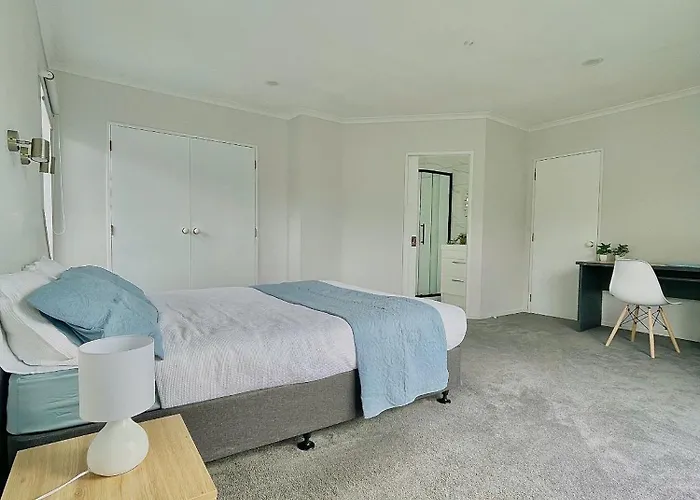 Cozy Victoria Ensuite 게스트하우스 *